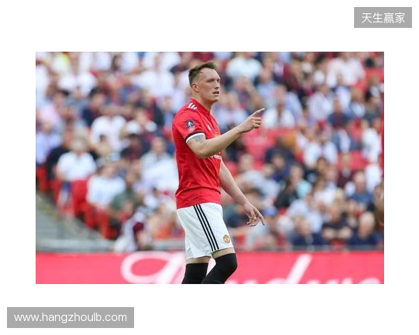 琼斯：我们会为萨拉赫全力以赴，希望能以高光表现为赛季收尾